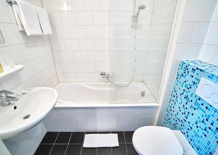 Hotel Amrath Media Park *